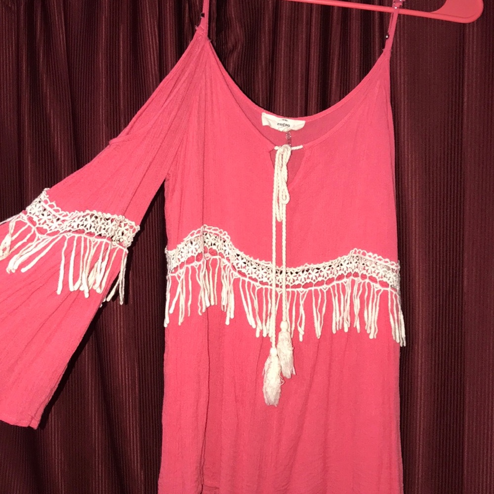 Coral fringe top